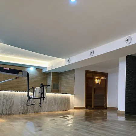 Apartment New Luxury And Spa, Golf Views, Open Kitchen, Large Terrace And Indoor Pool