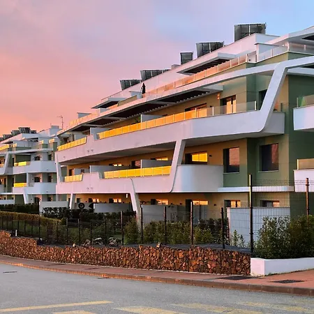 New Luxury And Spa, Golf Views, Open Kitchen, Large Terrace And Indoor Pool Apartment Sitio de Calahonda